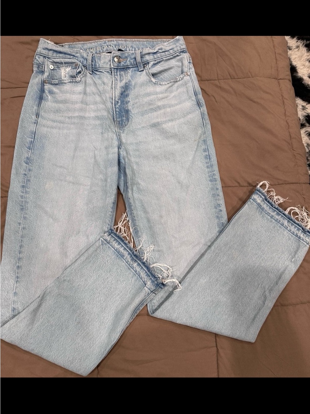 American Eagle High-Rise Straight Jeans